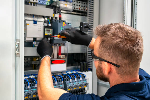 Best Circuit Breaker Repair  in Livonia, LA